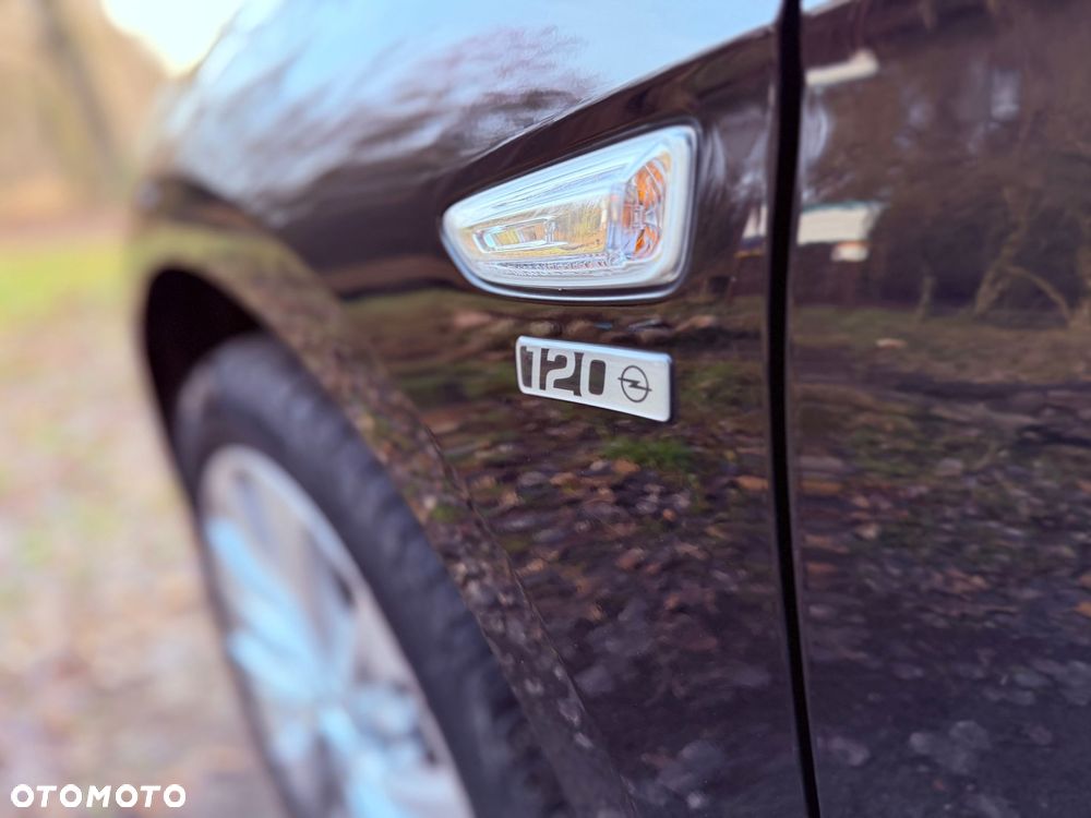 Opel Astra 1.4 Turbo 120 Jahre - 13