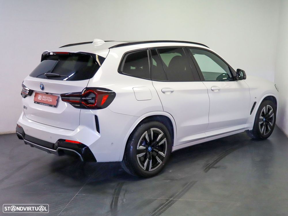 BMW iX3 M Sport Inspiring - 4