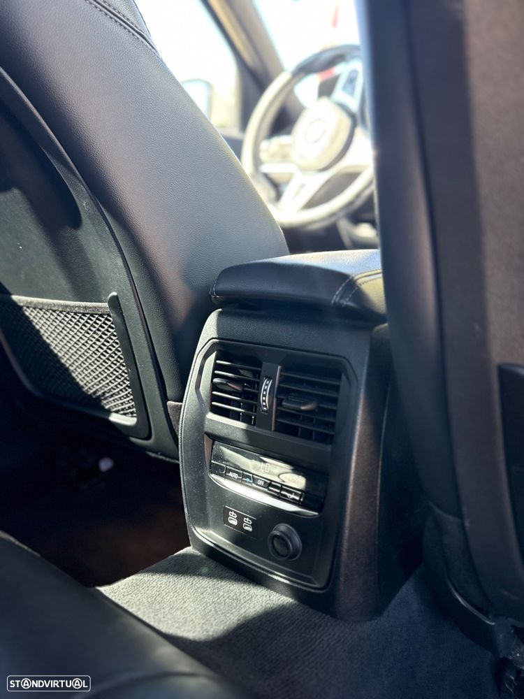 BMW 318 d Aut. M Sport - 27