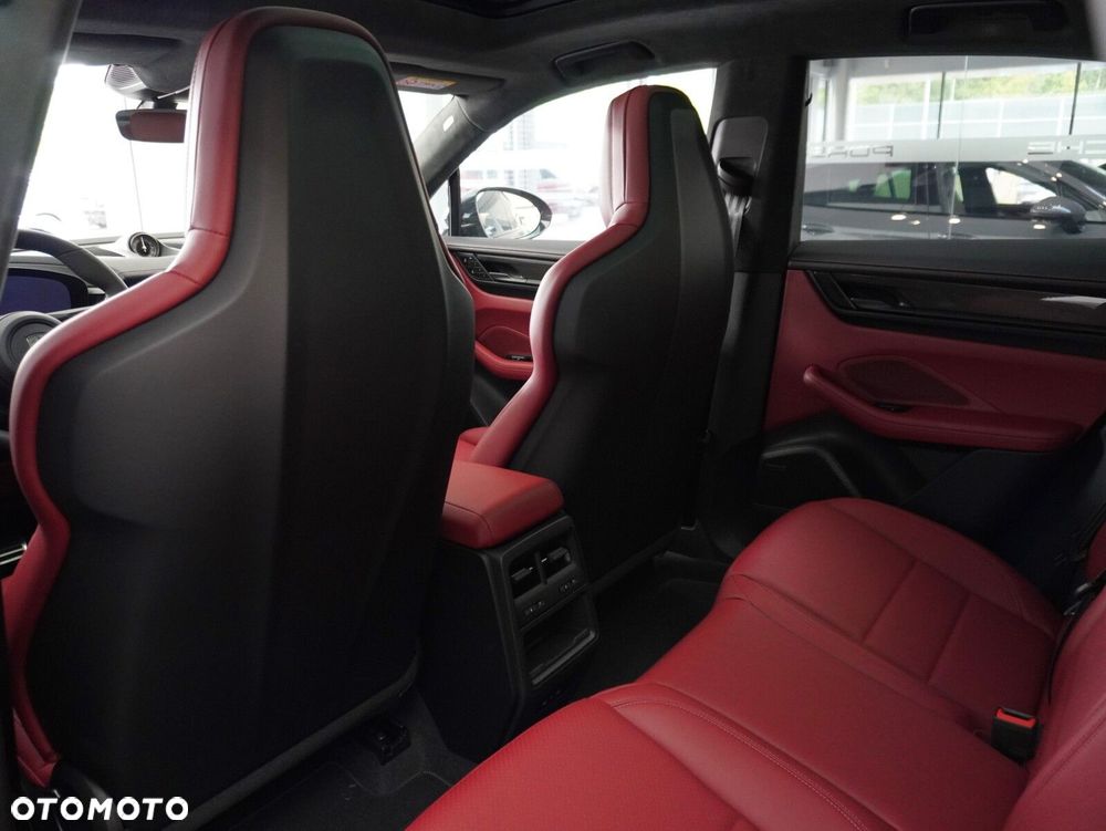 Porsche Macan Turbo 100kWh - 35