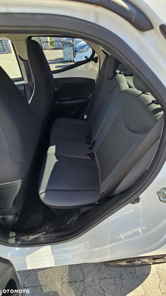 Toyota Aygo - 13