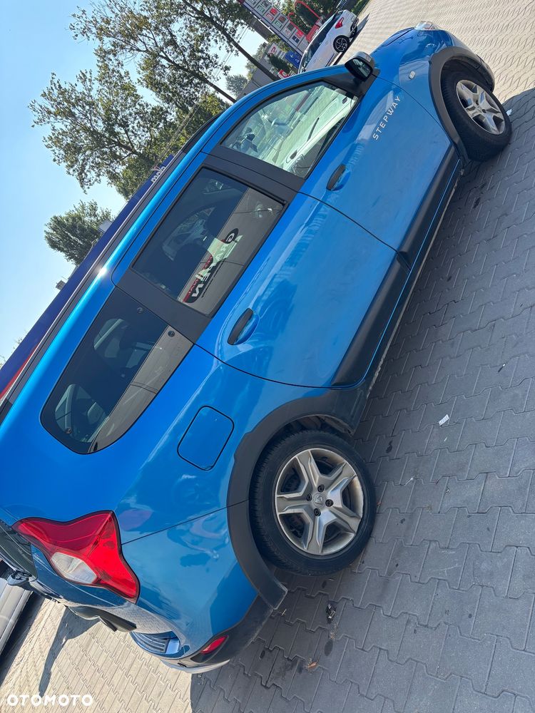 Dacia Lodgy 1.6 SCe Stepway S&S - 5