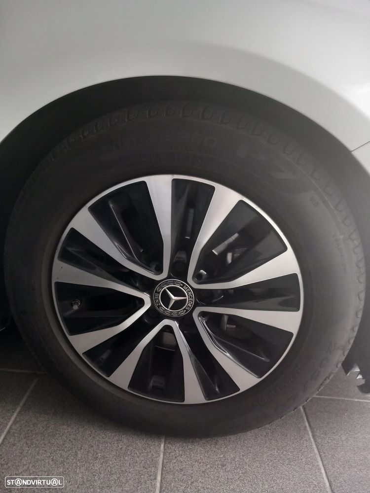 Mercedes-Benz A 180 d Style Plus - 28