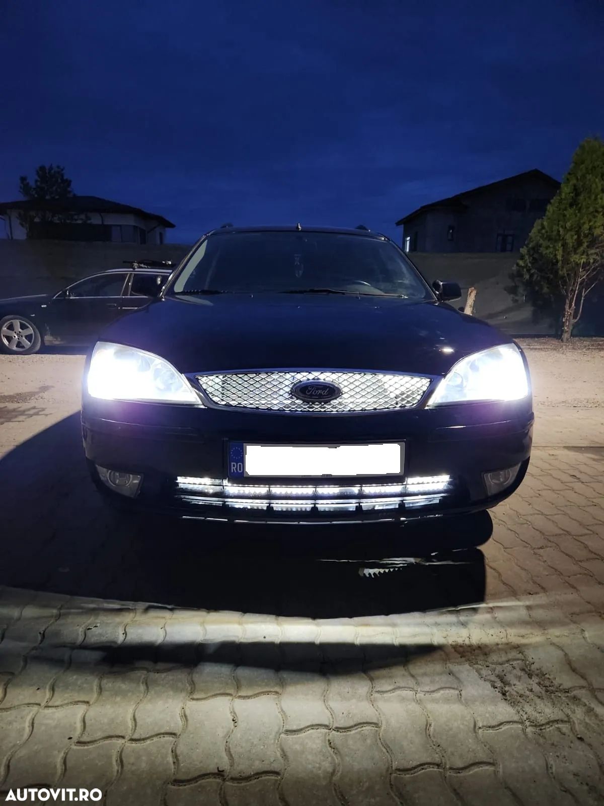 Ford Mondeo 2.0TDCi Ghia - 1