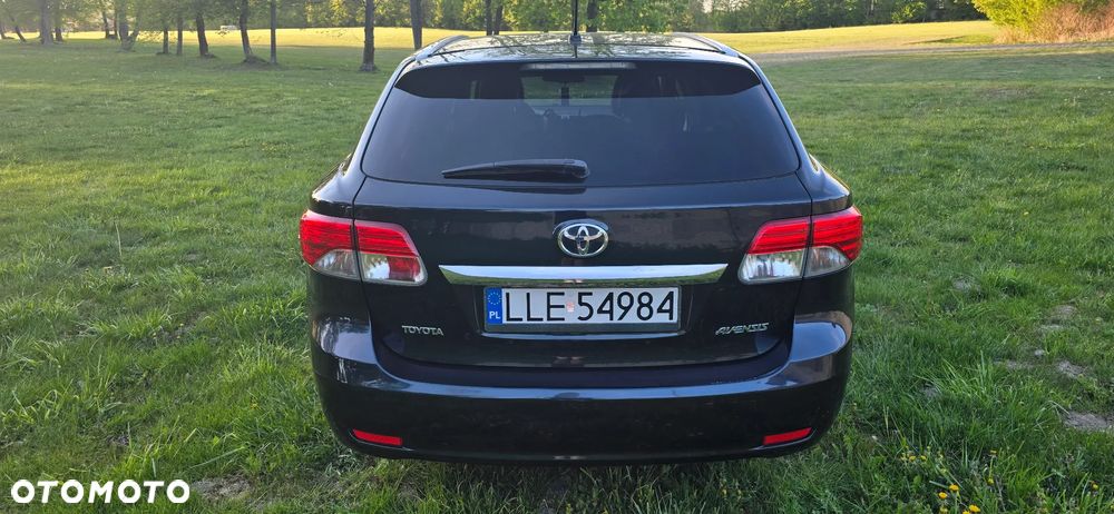 Toyota Avensis 1.8 Prestige - 6