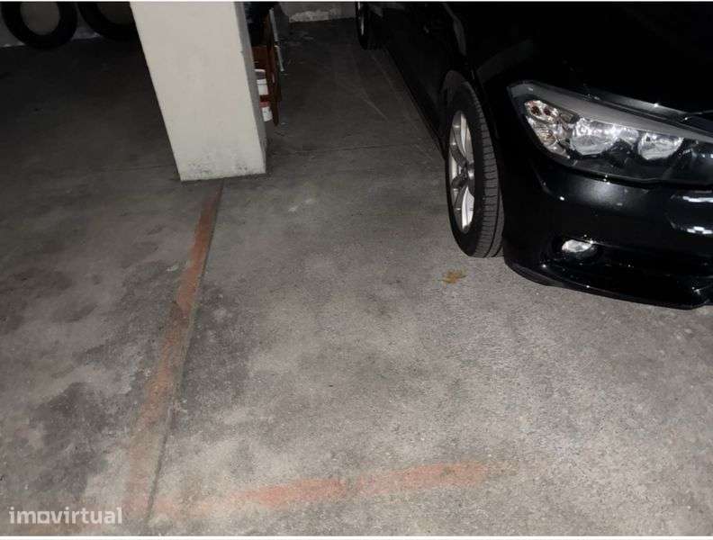 Lugar de garagem grsnde 18 m2 - Grande imagem: 2/2