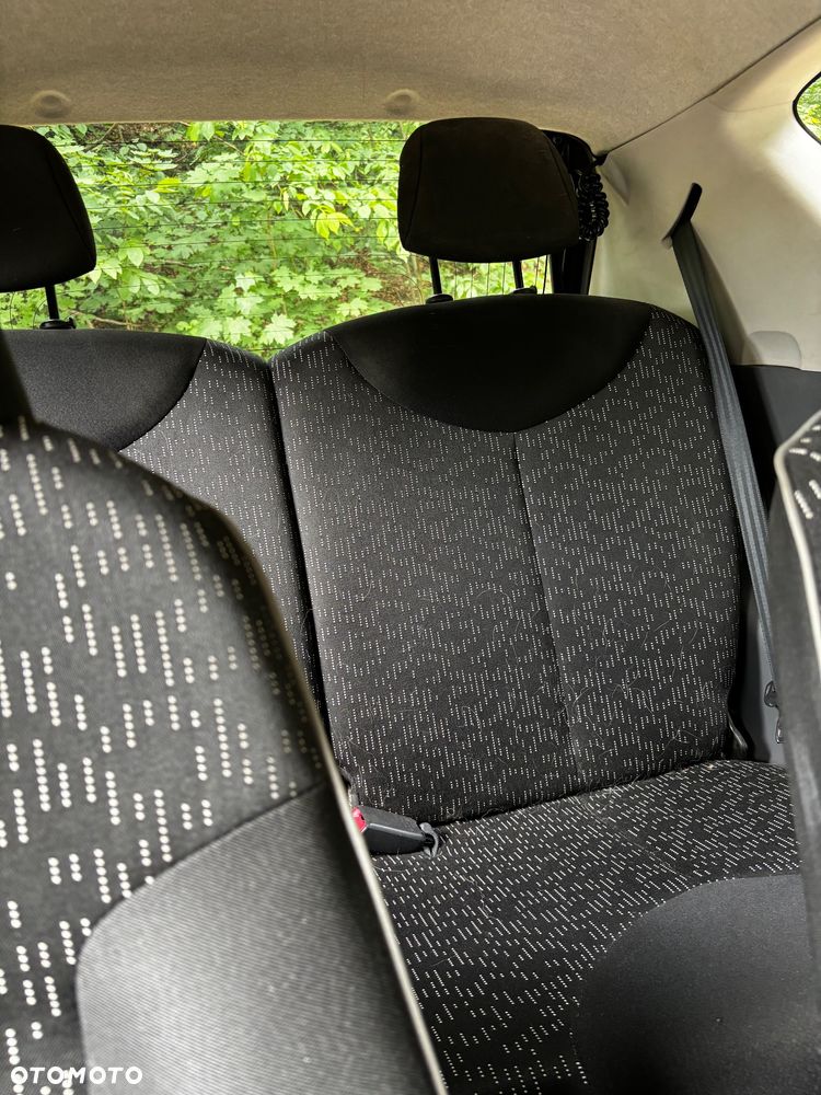 Peugeot 107 1.0 Urban Move - 16