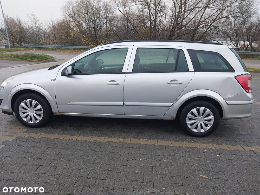Opel Astra 1.8 Innovation - 9