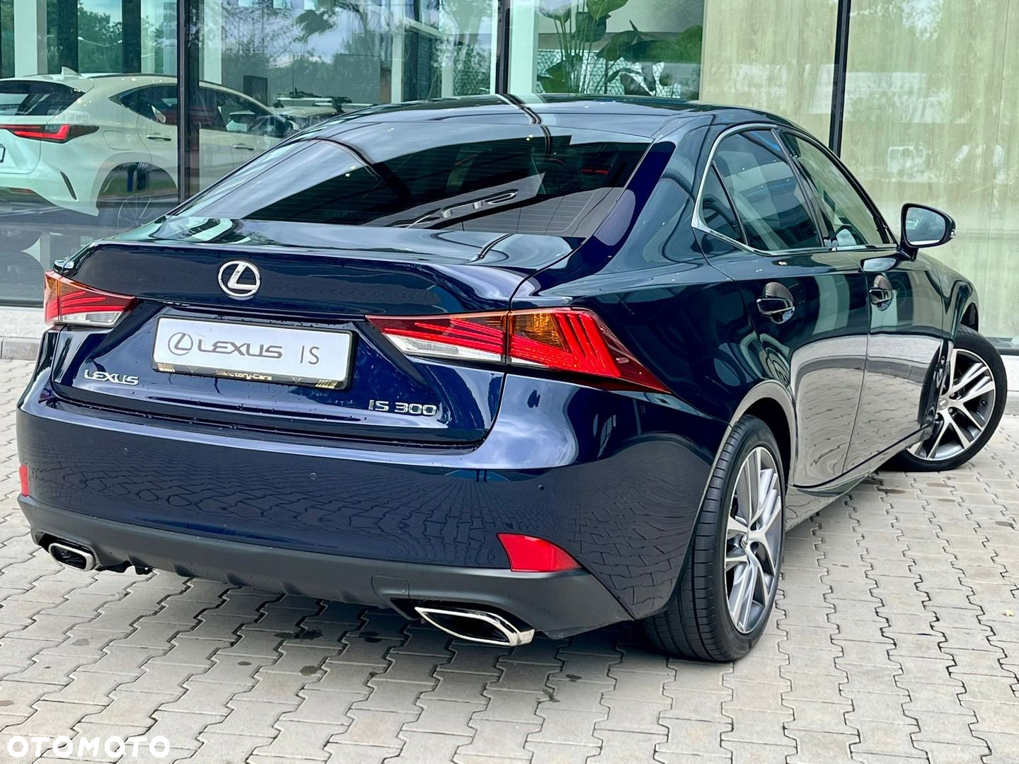 Lexus IS 200t Elegance - 12