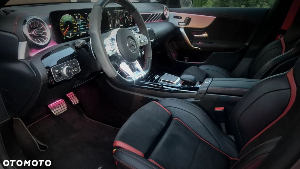 Mercedes-Benz CLA AMG 45 S 4-Matic 8G-DCT - 30
