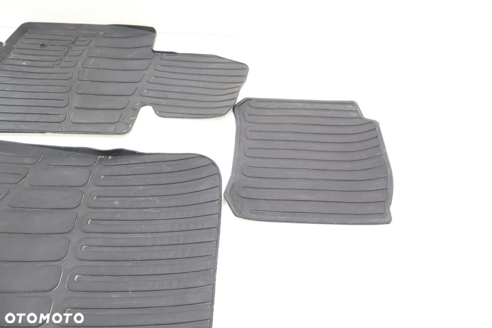 TOYOTA LAND CRUISER 200 08-11 DYWANIKI GUMOWE - 8