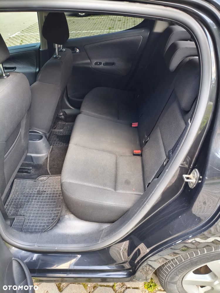 Peugeot 207 - 29