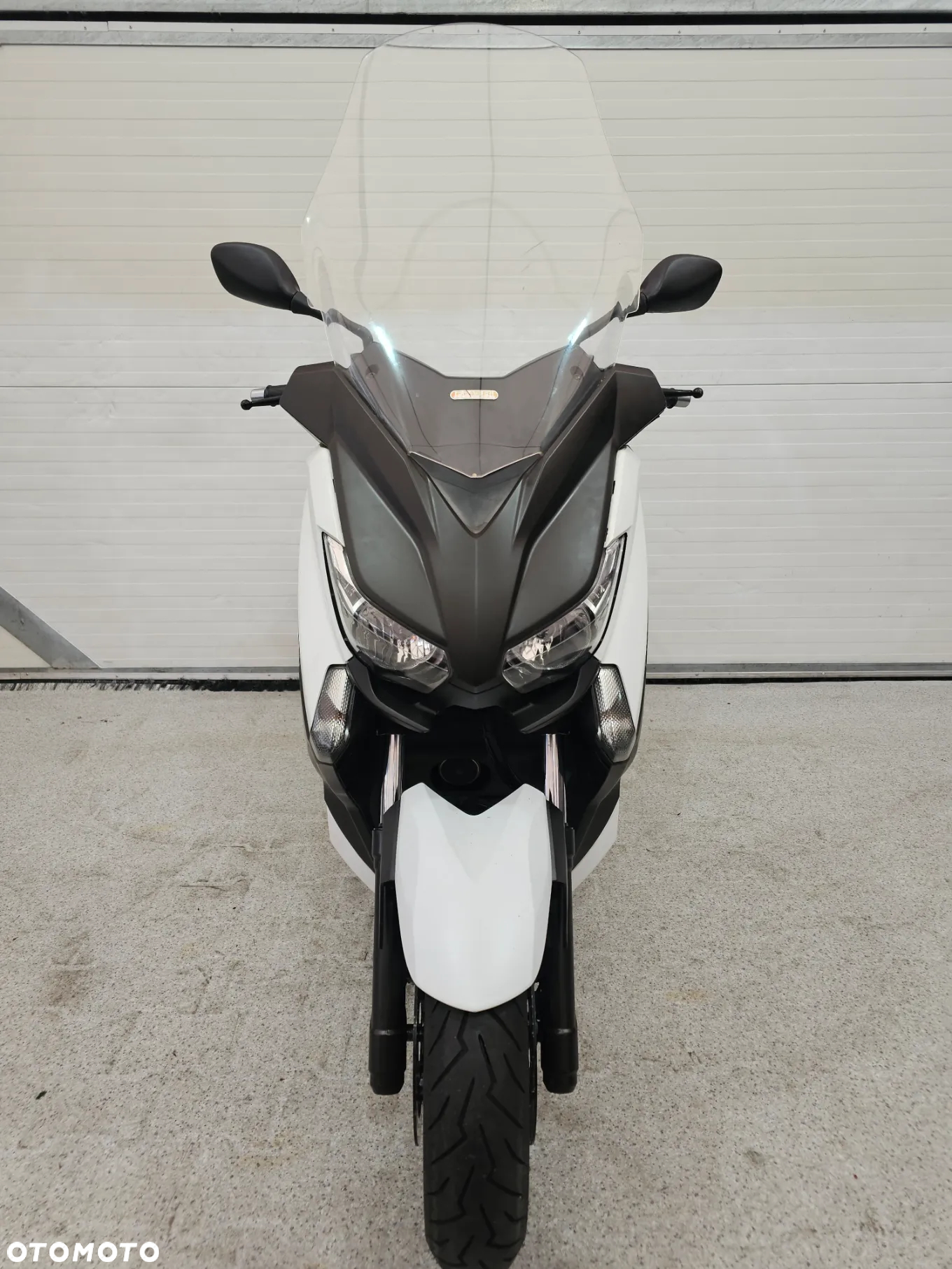 Yamaha X-max - 14
