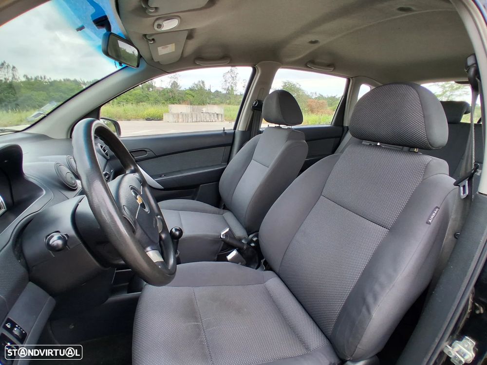 Chevrolet Aveo 1.2 LS - 10