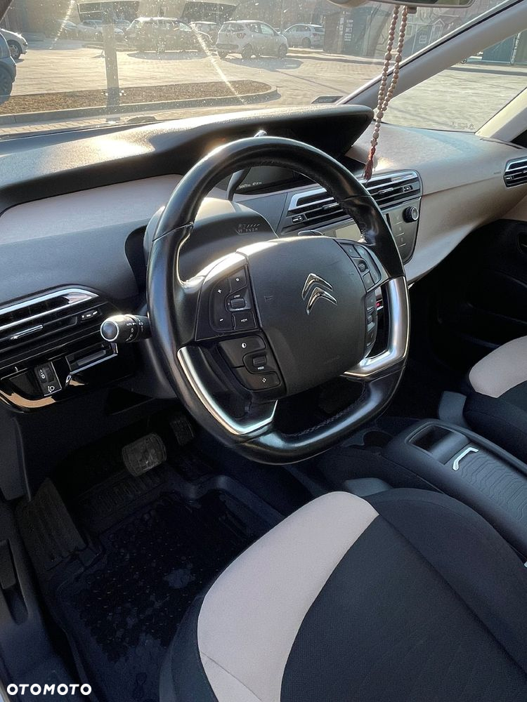 Citroën C4 Grand Picasso - 17