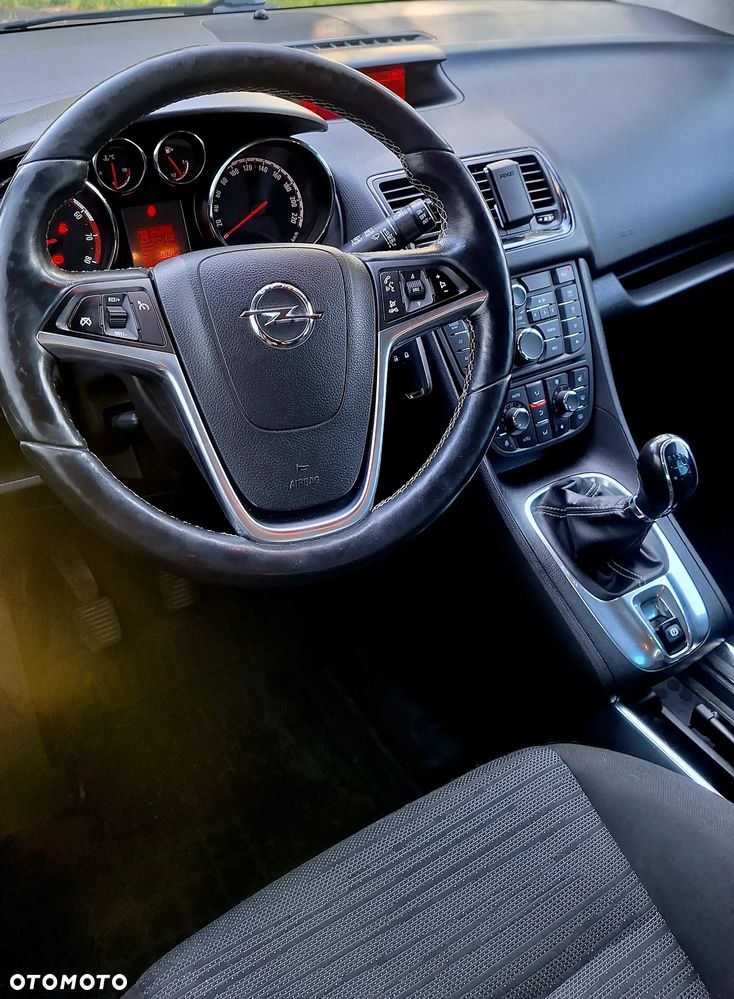 Opel Meriva 1.4 T Cosmo - 18