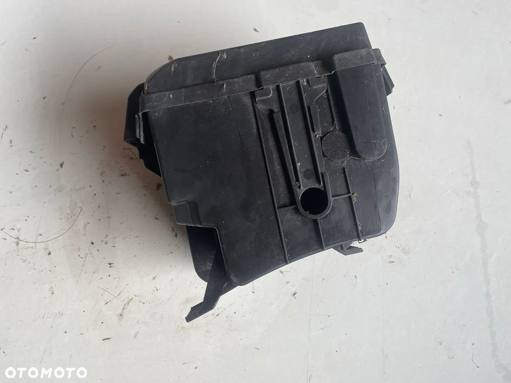 CITROEN BERLINGO SKRZYNKA OSŁONA OBUDOWA SKRZYNKI BEZPIECZNIKÓW 9643581380 - 2