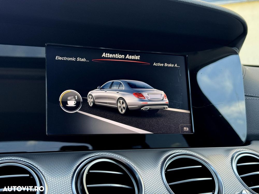 Mercedes-Benz E - 11