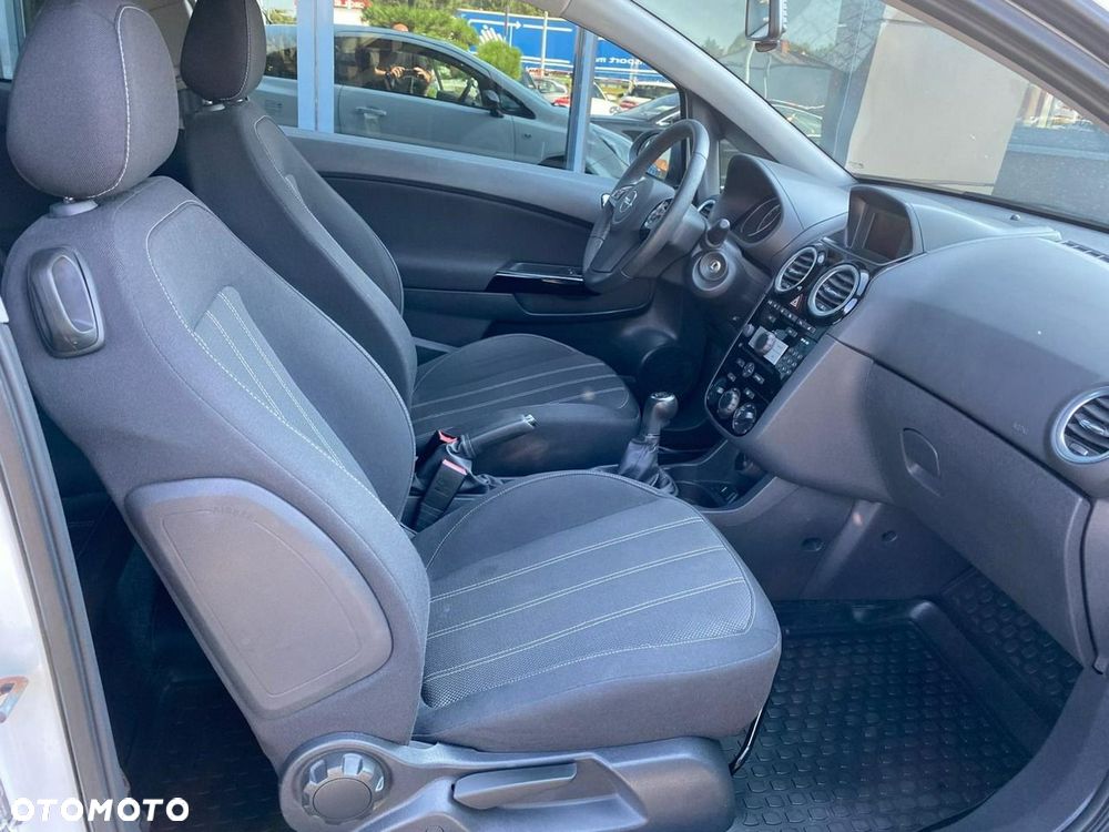 Opel Corsa - 13