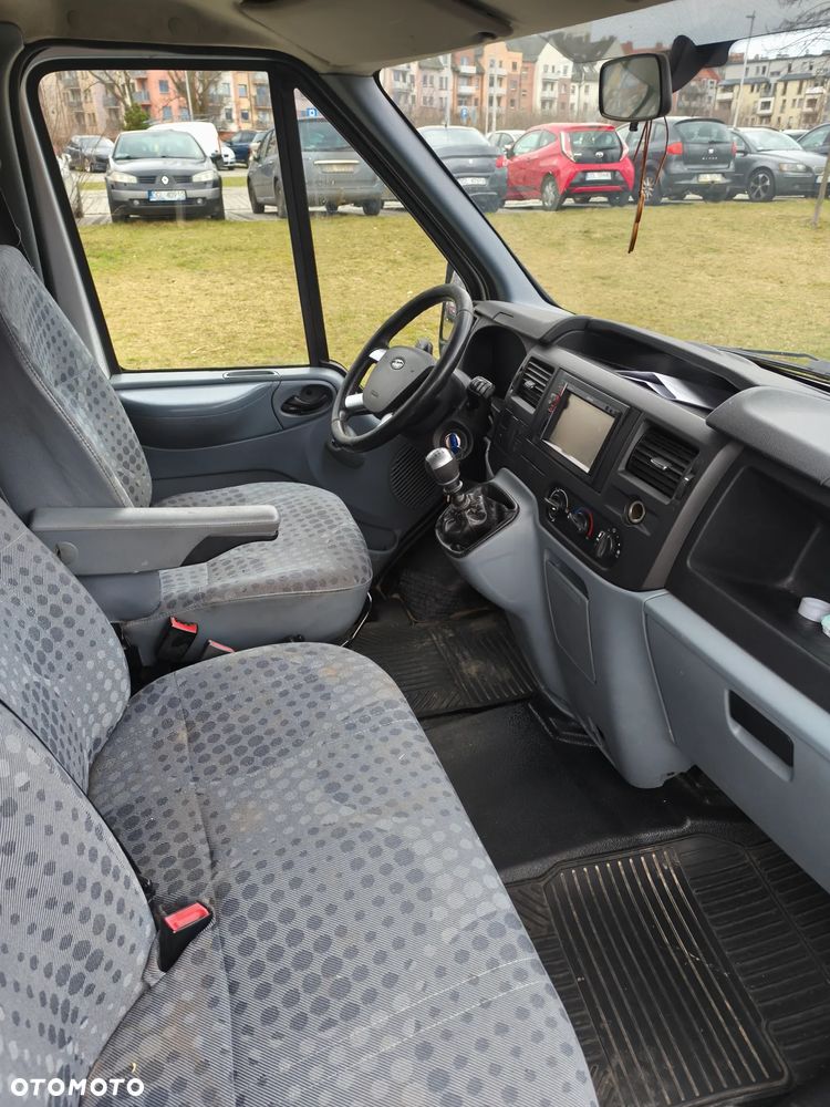 Ford Transit - 8