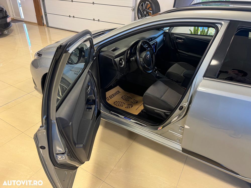 Toyota Auris 1.8 VVT-i Hybrid Automatik Touring Sports Team Deutschland - 7