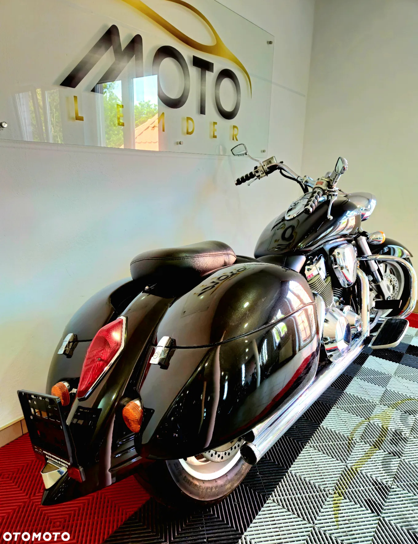 Honda VTX - 8
