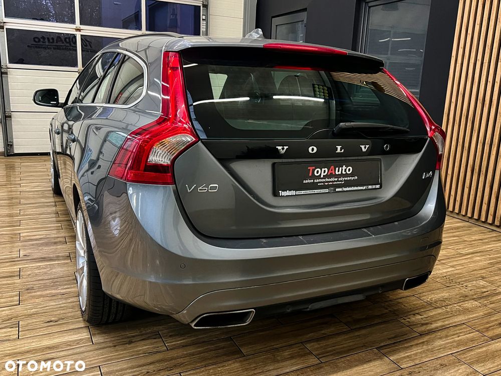 Volvo V60 D4 Drive-E Momentum - 10