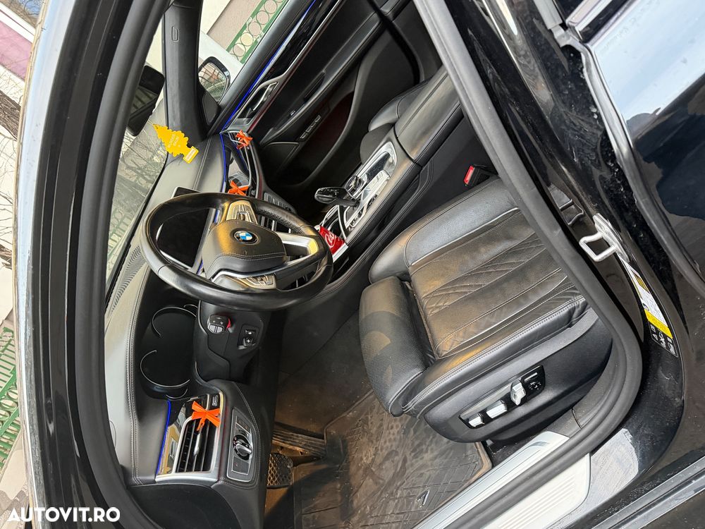 BMW Seria 7 750Li xDrive - 8