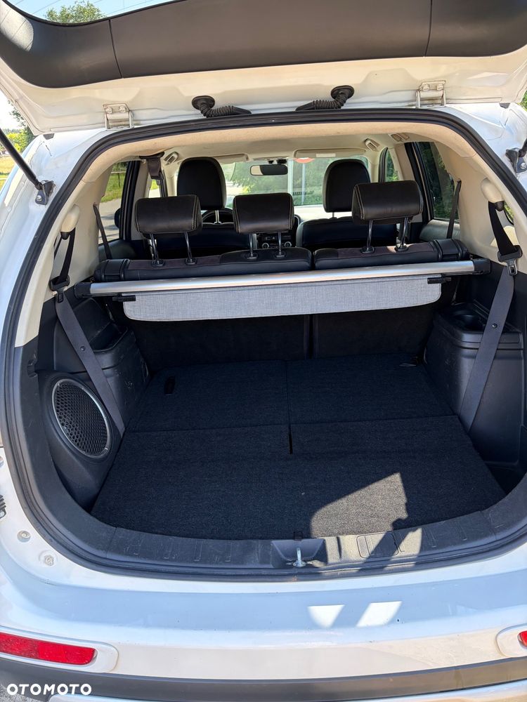 Mitsubishi Outlander 2.0 Intense + 4WD CVT - 6