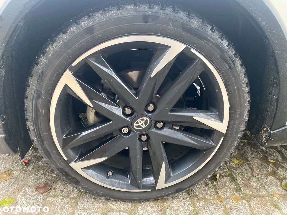 Toyota C-HR 2.0 Hybrid GR Sport - 11