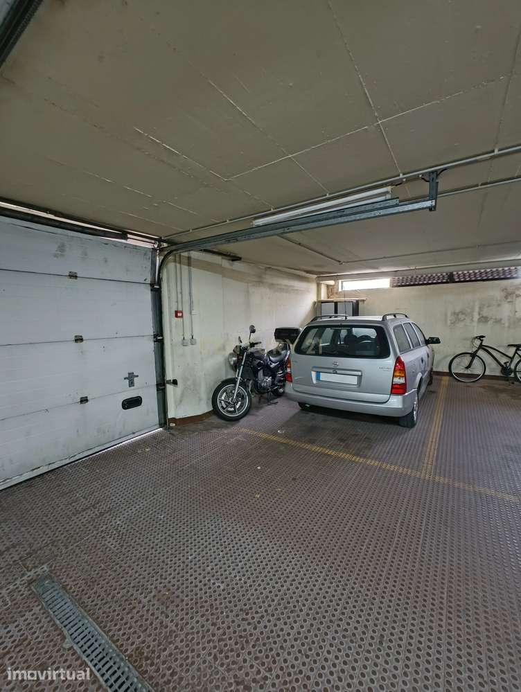 Parqueamento de fácil acesso - Grande imagem: 5/11