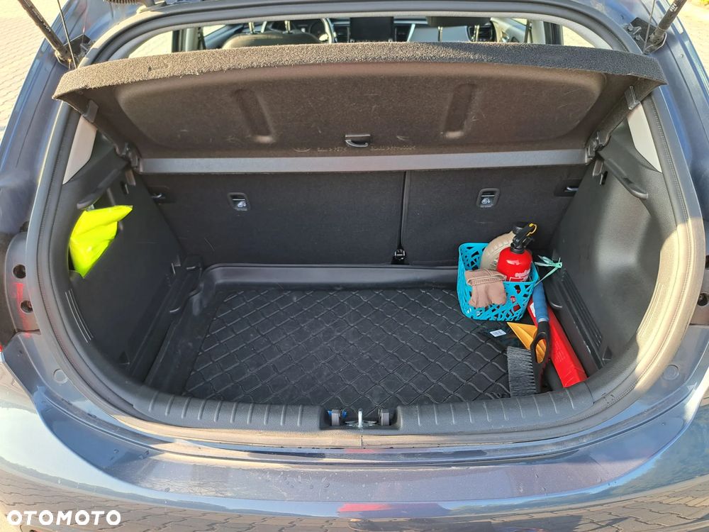 Kia Rio 1.2 L - 10