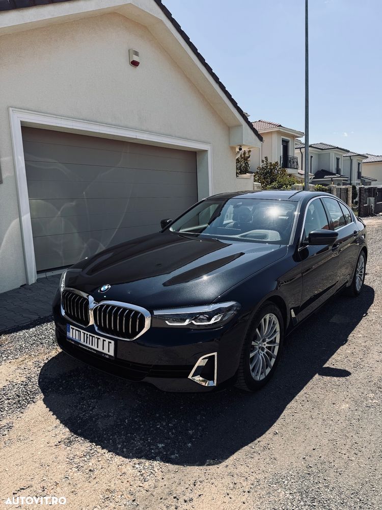 BMW Seria 5 530i xDrive AT MHEV - 2