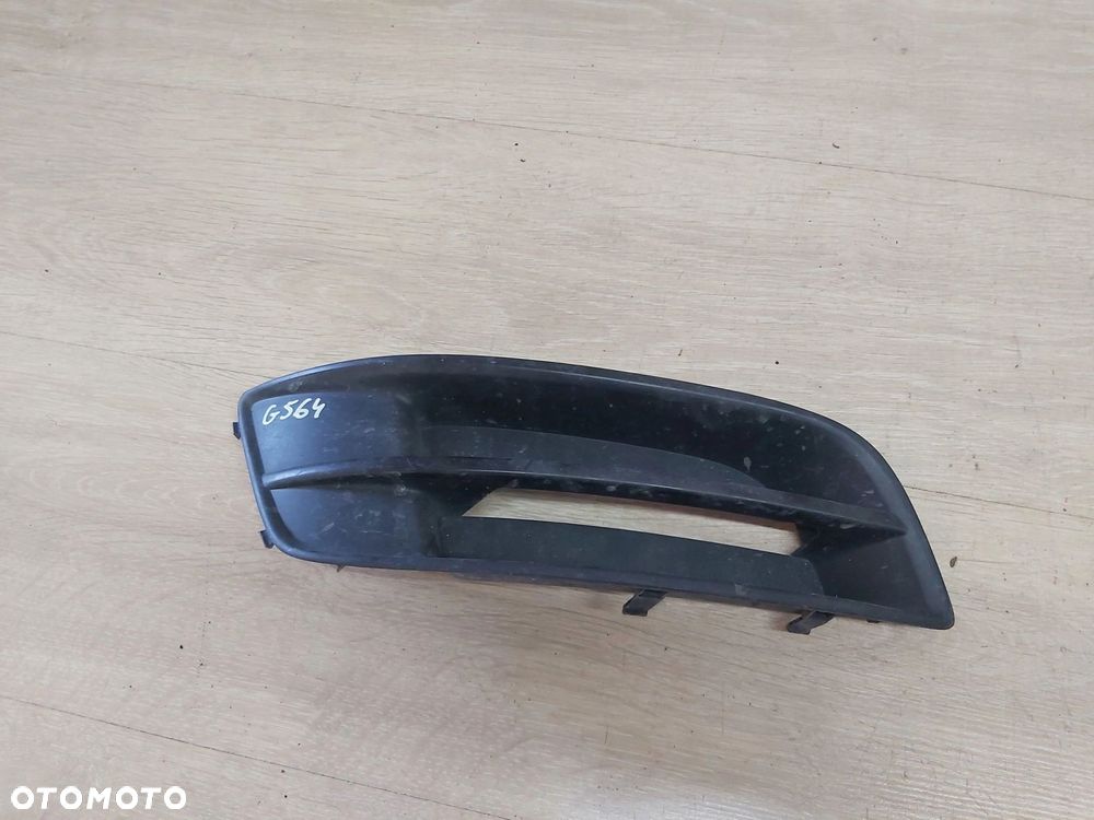 Toyota Corolla E12 LIFT Kratka zderzaka przód prawa 52127-02130 - 1