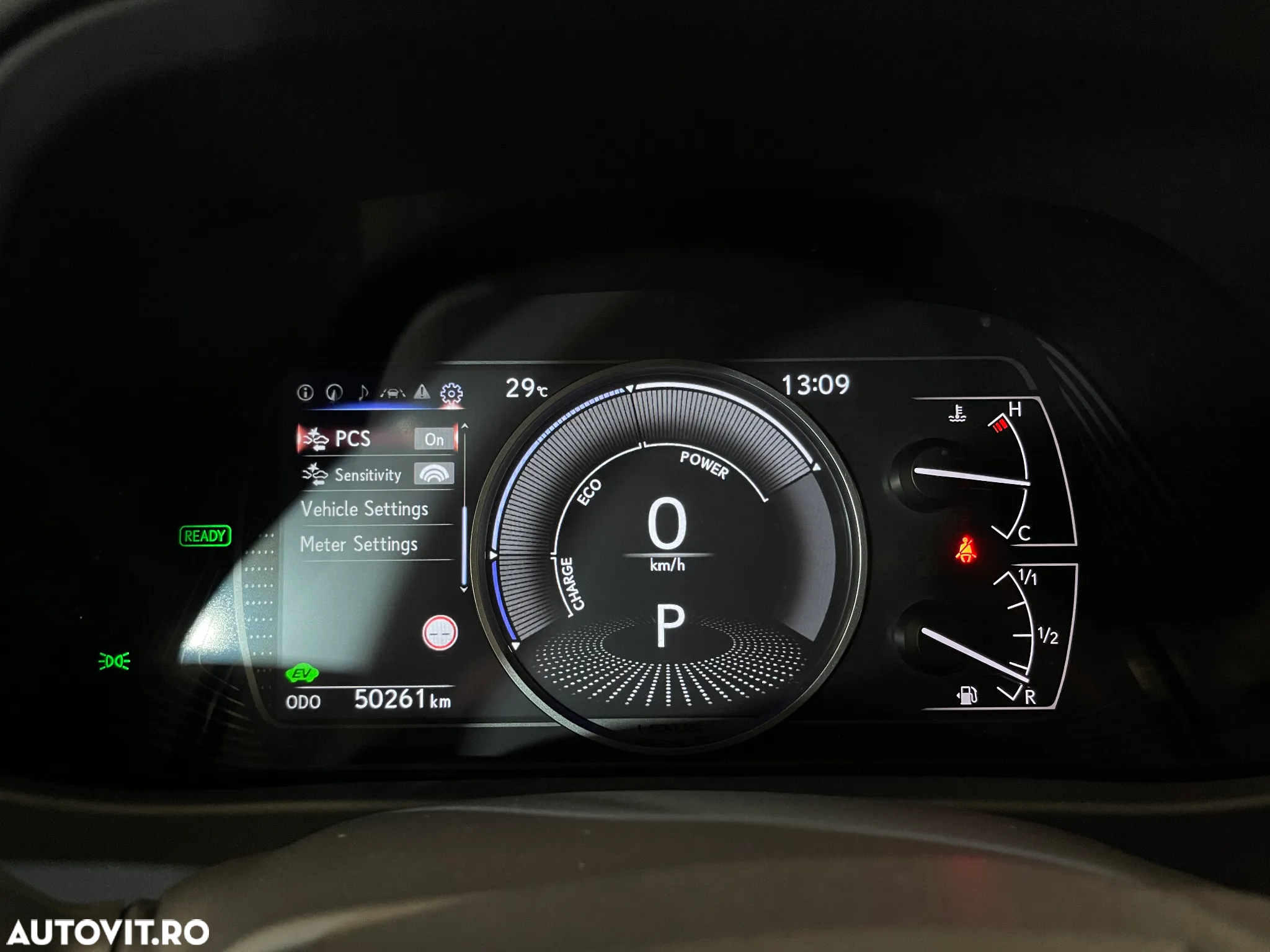 Lexus UX 250h Business Edition - 22