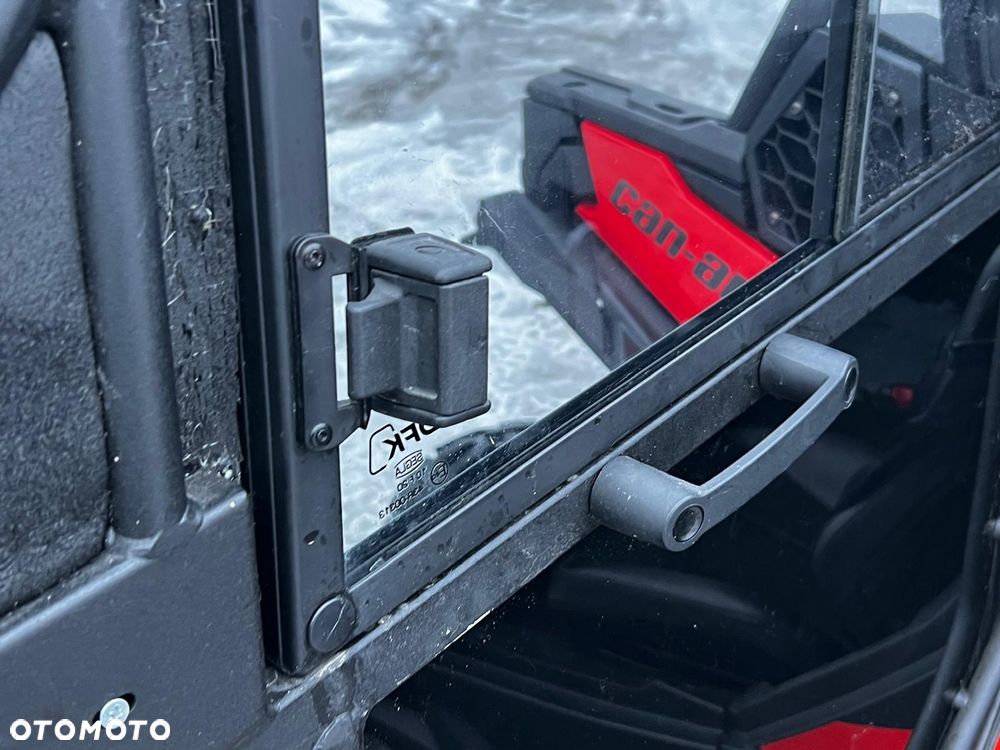 Can-Am Maverick - 14