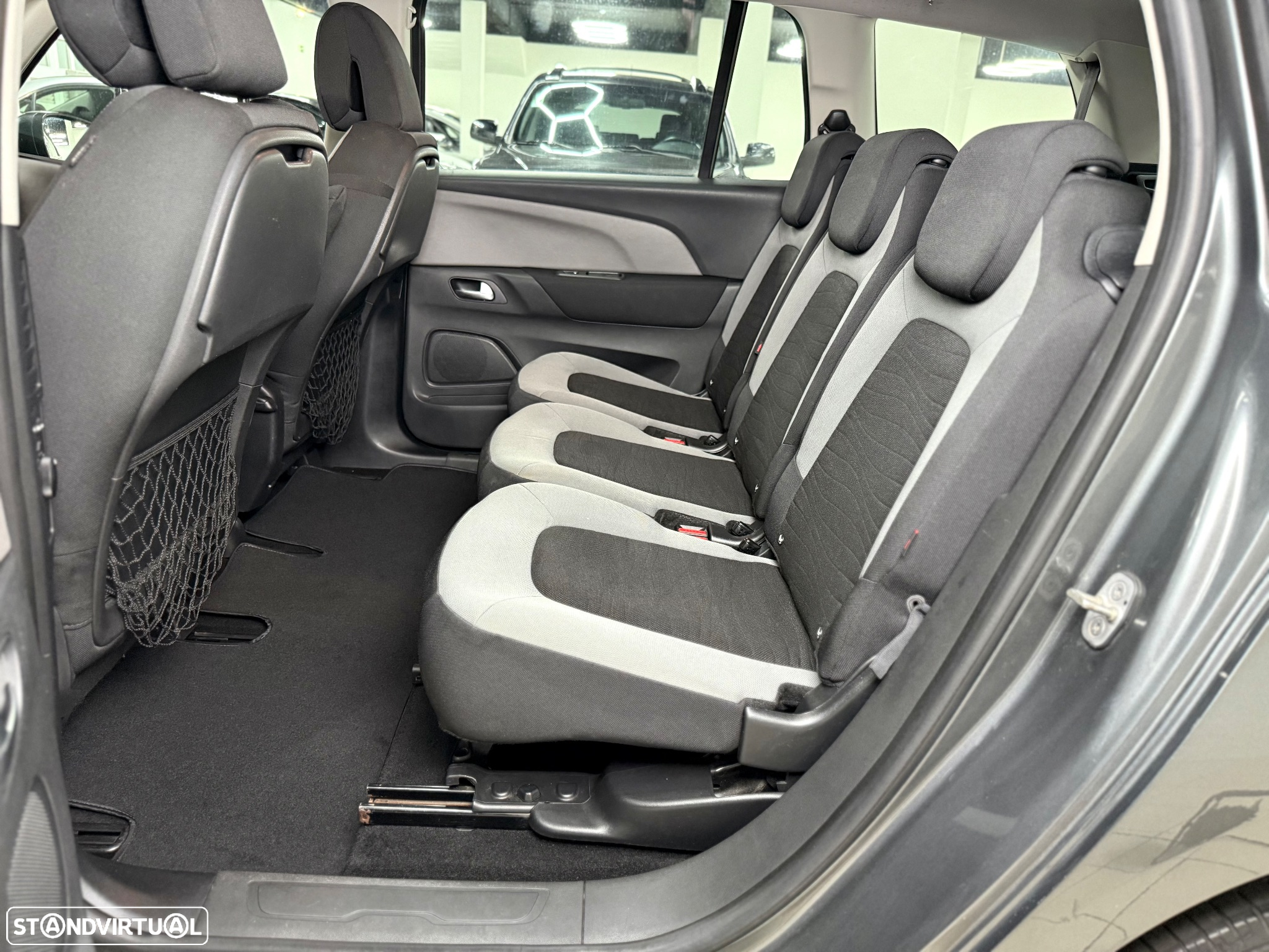 Citroën C4 Grand Picasso 1.6 e-HDi Collection - 19
