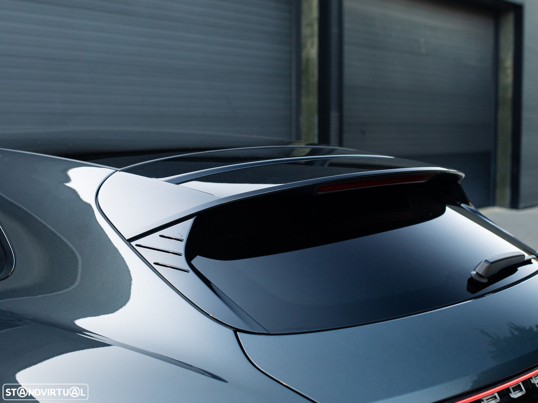 Porsche Taycan Cross Turismo 4S - 22