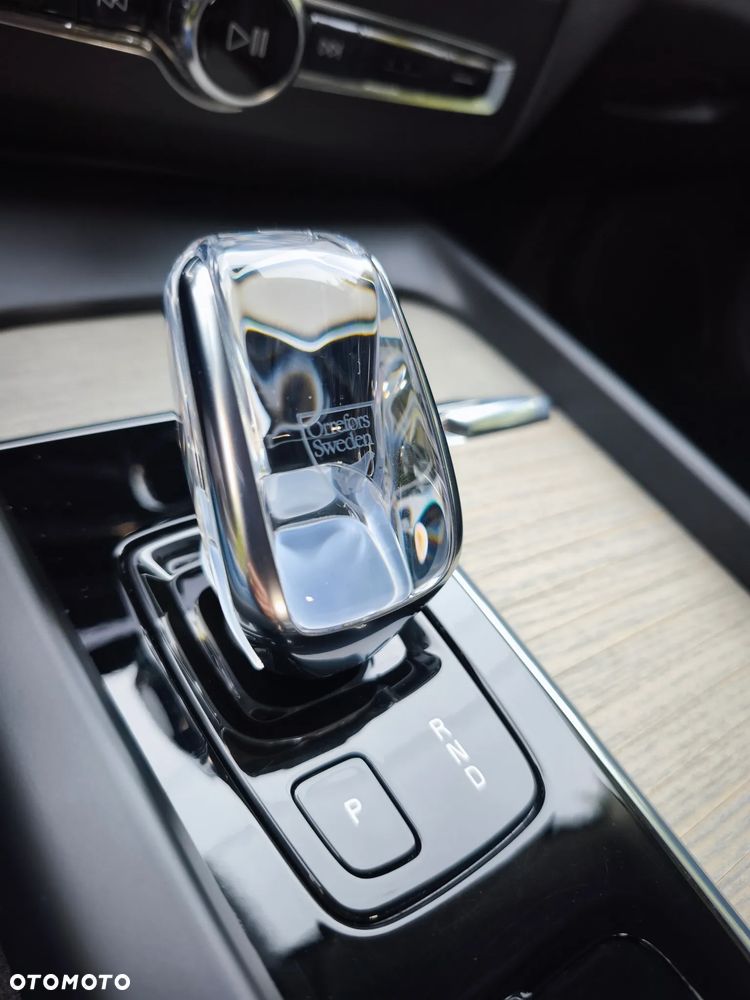 Volvo XC 60 B4 D Inscription - 16