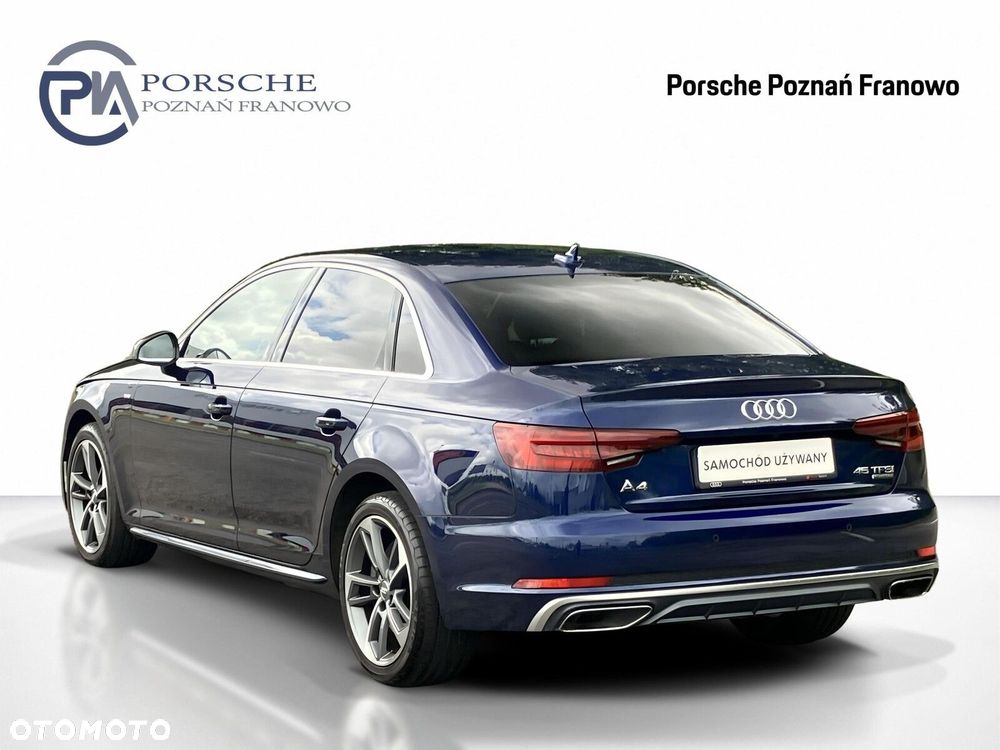 Audi A4 Limousine - 4