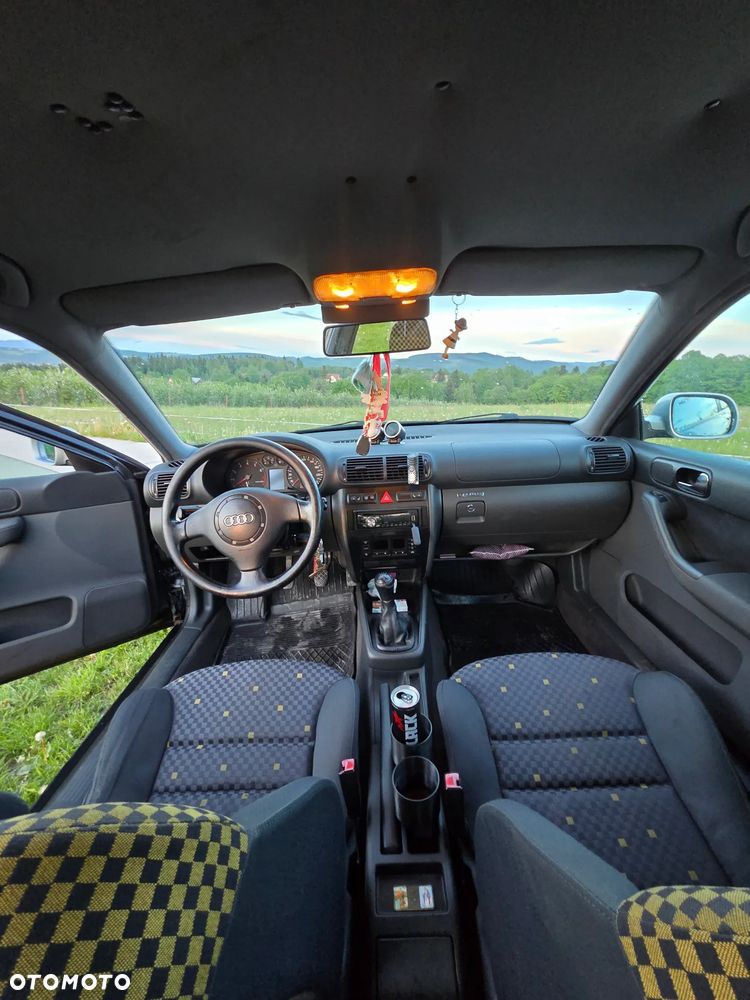 Audi A3 Sportback - 13