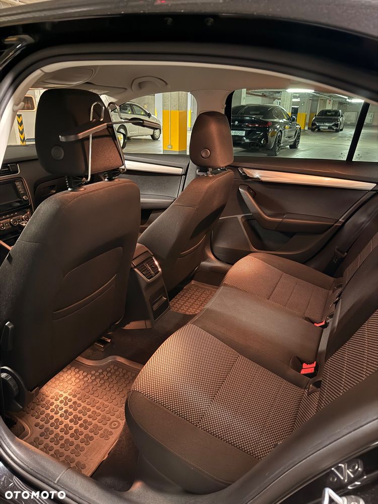 Skoda Octavia 1.4 TSI Ambition - 14