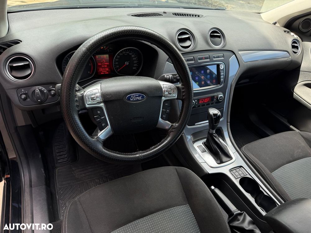 Ford Mondeo - 10