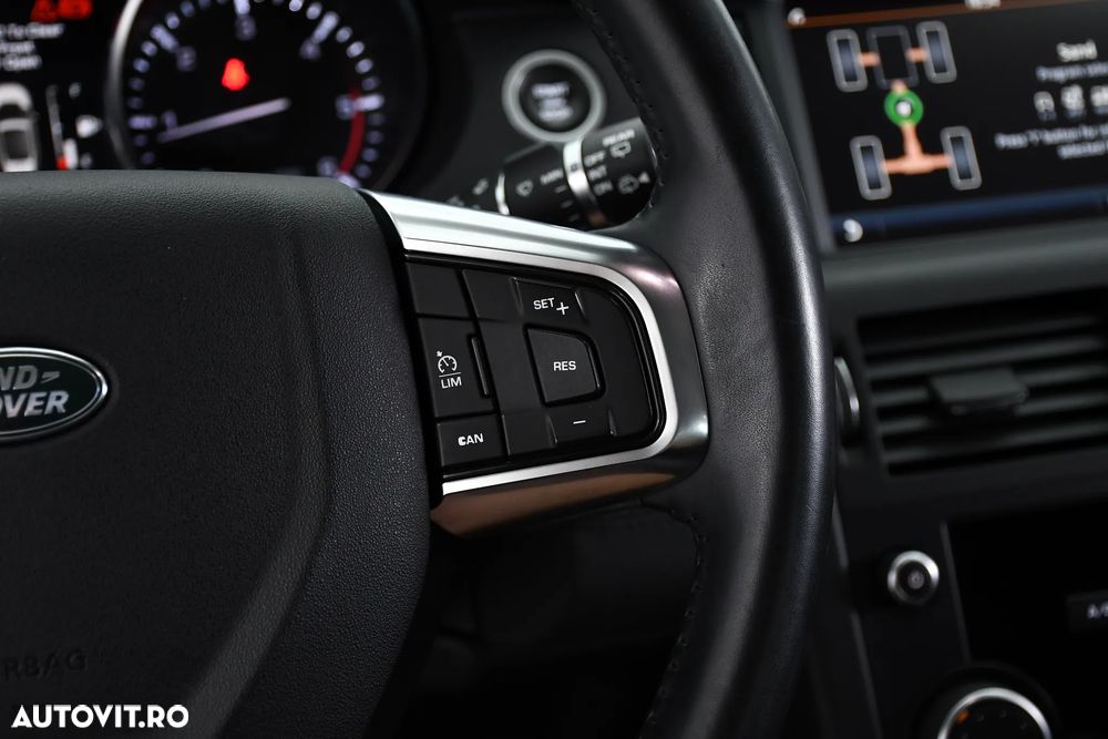 Land Rover Discovery Sport - 37