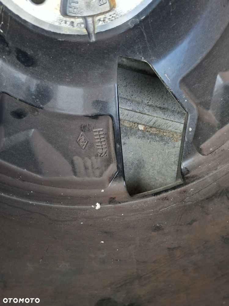 FELGI ALUMINIOWE KOŁA RENAULT MEGANE V E-TECH 20x7j OPONY 22r Ładne 5x114.3 - 20