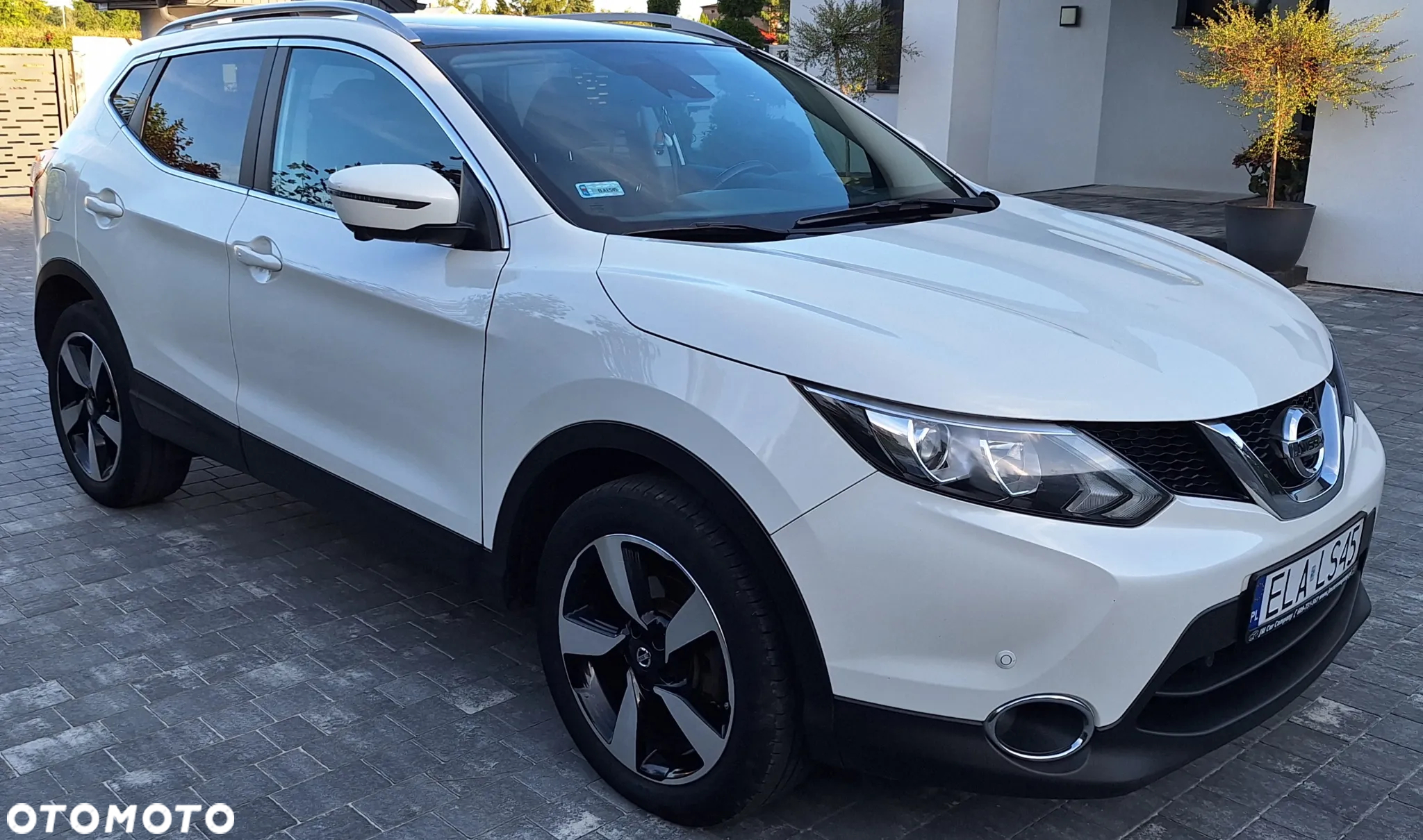 Nissan Qashqai 1.6 DCi N-Connecta Xtronic EU6 - 2