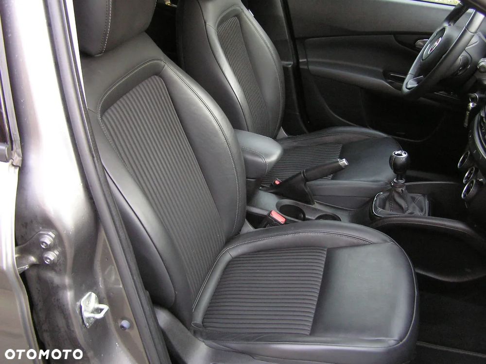 Fiat Tipo 1.4 T-Jet 16v S-Design - 20