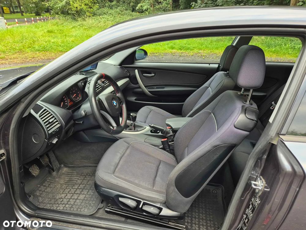 BMW Seria 1 116i - 10