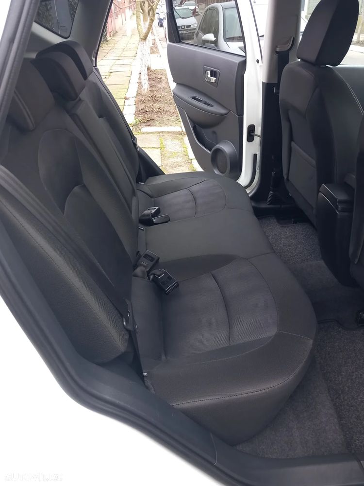 Nissan Qashqai 1.5 DCI N-Connecta - 23