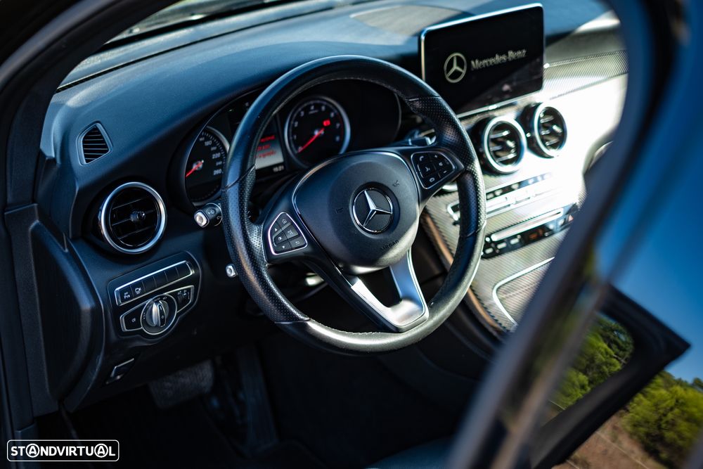 Mercedes-Benz GLC 350 e Coupe 4Matic 7G-TRONIC AMG Line - 14